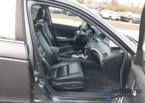 2008 Honda Accord 3.5 Ex-L from USA, damaged, VIN 1HGCP36888A012976